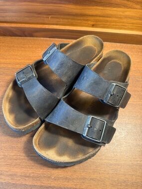 Birkenstocks Black/Brown Size  40 /  9-9.5